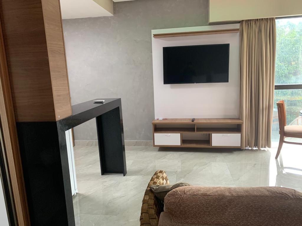 מנאוס Flat No Tropical Executive Hotel מראה חיצוני תמונה